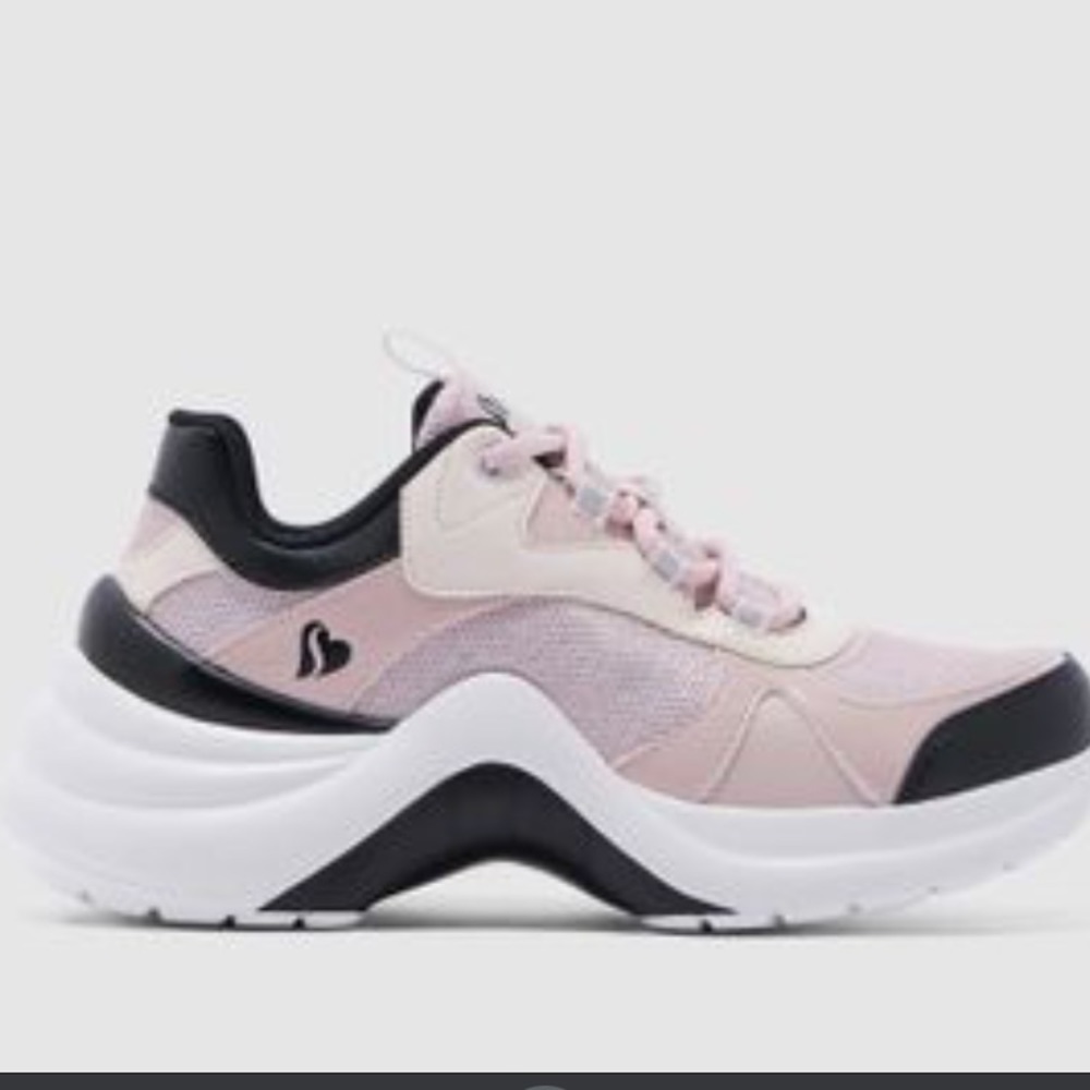 Skechers Street